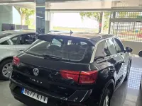 Usado VW T-Roc Advance 115 CV (84 kW) 2019 Negro SUV
