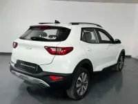 Usado Kia Stonic 77 CV (56 kW) 2025 Blanco SUV