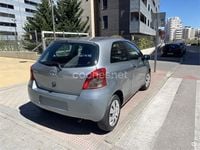 Usado Toyota Yaris 101 CV (74 kW) 2008 Gris / plata Utilitario