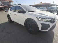 Usado Dacia Sandero Essentiel 91 CV (66 kW) 2024 Blanco Berlina