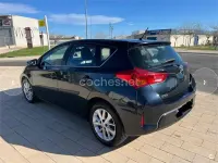 Usado Toyota Auris Active 90 CV (66 kW) 2014 Azul Berlina