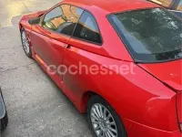 Usado Alfa Romeo GTV 144 CV (105 kW) 1999 Rojo Coupe
