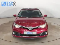 Usado Toyota Auris Business Edition 116 CV (85 kW) 2018 Rojo Berlina