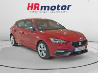 Usado Seat Leon FR 151 CV (111 kW) 2020 Negro Utilitario