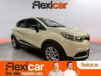 Usado Renault Captur Intens 90 CV (66 kW) 2016 Beige SUV