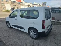 Usado Opel Combo Life Expression 102 CV (75 kW) 2019 Blanco Monovolumen