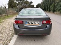 Usado Honda Accord Executive 150 CV (110 kW) 2009 Gris / plata Berlina