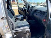 Usado Mercedes Viano 150 CV (110 kW) 2009 Plateado Monovolumen