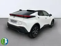 Begagnad Toyota C-HR Advance 140 HK (102 kW) 2025 Vit SUV