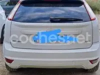 Usado Ford Focus Trend 109 CV (80 kW) 2008 Blanco Berlina