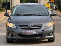 Usado Toyota Corolla Active 101 CV (74 kW) 2010 Gris / plata Berlina
