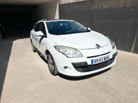 Usado Renault Mégane Dynamique 105 CV (77 kW) 2010 Blanco Berlina
