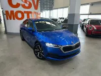Usado Skoda Octavia Ambition 204 CV (150 kW) 2021 Azul Berlina