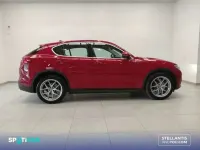 Usado Alfa Romeo Stelvio Executive 211 CV (155 kW) 2018 Rojo SUV