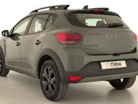 Usado Dacia Sandero Extreme 100 HP (73 kW) 2026 Verde Sedan