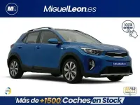 Usado Kia Stonic 100 CV (73 kW) 2023 Azul SUV