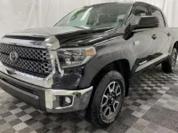 Usado Toyota Tundra SR5 381 CV (280 kW) 2018 Negro Pickup/Camioneta