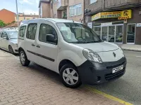 Begagnad Renault Kangoo 70 HK (51 kW) 2010 Vit Kombi
