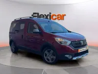 Usado Dacia Dokker Comfort 95 CV (69 kW) 2020 Rojo Monovolumen