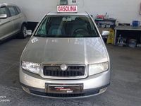 Usado Skoda Fabia Classic 68 CV (50 kW) 2001 Gris / plata Berlina