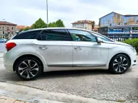 Usado Citroën DS5 Style 163 CV (119 kW) 2012 Blanco Utilitario