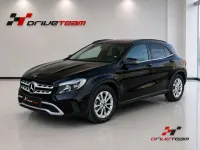 Usado Mercedes GLA200 136 CV (100 kW) 2019 Negro SUV