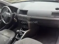Usado Opel Astra Enjoy 90 CV (66 kW) 2006 Gris / plata Berlina