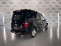Usado VW Caddy Trendline 140 CV (102 kW) 2016 Negro Monovolumen
