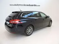 Usado Peugeot 308 SW Style 131 CV (96 kW) 2016 Negro Familiar