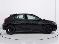 Usado Opel Corsa GS Line 100 CV (73 kW) 2022 Negro Utilitario