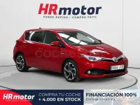 Usado Toyota Auris Hybrid 136 CV (100 kW) 2016 Negro Berlina
