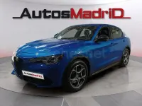 Usado Alfa Romeo Stelvio Sprint 160 CV (117 kW) 2024 Azul SUV