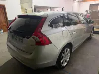 Usado Volvo V60 Momentum 150 CV (110 kW) 2016 Gris / plata Familiar