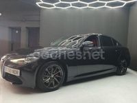 Usado Alfa Romeo Giulia 136 CV (100 kW) 2017 Negro Berlina
