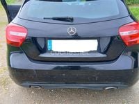 Usado Mercedes A200 Urban 136 CV (100 kW) 2013 Negro Berlina