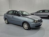 Usado Seat Cordoba Reference 100 CV (73 kW) 2005 Gris / plata Berlina