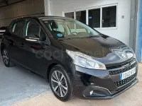 Usado Peugeot 208 Style 82 CV (60 kW) 2018 Negro Utilitario