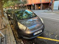 Usado Kia Venga 90 CV (66 kW) 2010 Azul Utilitario