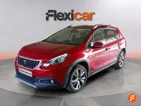 Usado Peugeot 2008 Allure 100 CV (73 kW) 2019 Rojo SUV