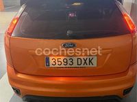 Usado Ford Focus ST 225 CV (165 kW) 2006 Naranja Berlina