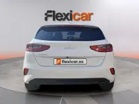 Usado Kia Ceed 100 CV (73 kW) 2022 Blanco Utilitario