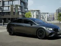 Nuevo Mercedes EQE350 AMG 234 kW (319 CV) 2026 Azul Berlina