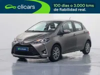 Usado Toyota Yaris City 69 CV (50 kW) 2017 Gris Utilitario