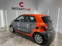 Usado Smart ForFour 90 CV (66 kW) 2018 Gris / plata Utilitario