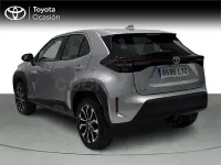 Usado Toyota Yaris Cross Active 116 CV (85 kW) 2022 Gris / plata SUV