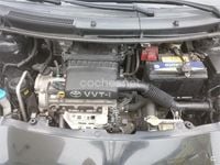 Usado Toyota Yaris Sol 87 CV (63 kW) 2006 Negro Berlina