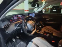 Usado Peugeot 208 Allure 100 CV (73 kW) 2020 Negro Utilitario