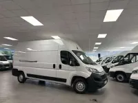 Usado Citroën Jumper 140 CV (102 kW) 2023 Blanco Monovolumen
