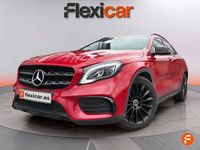Usado Mercedes GLA180 122 CV (89 kW) 2020 Rojo SUV