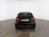 Usado Mercedes A180 Urban 122 CV (89 kW) 2017 Negro Utilitario